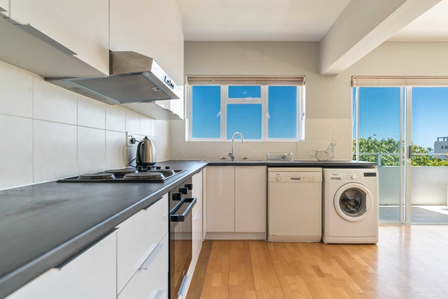 2 Bedroom Property for Sale in Sea Point Western Cape